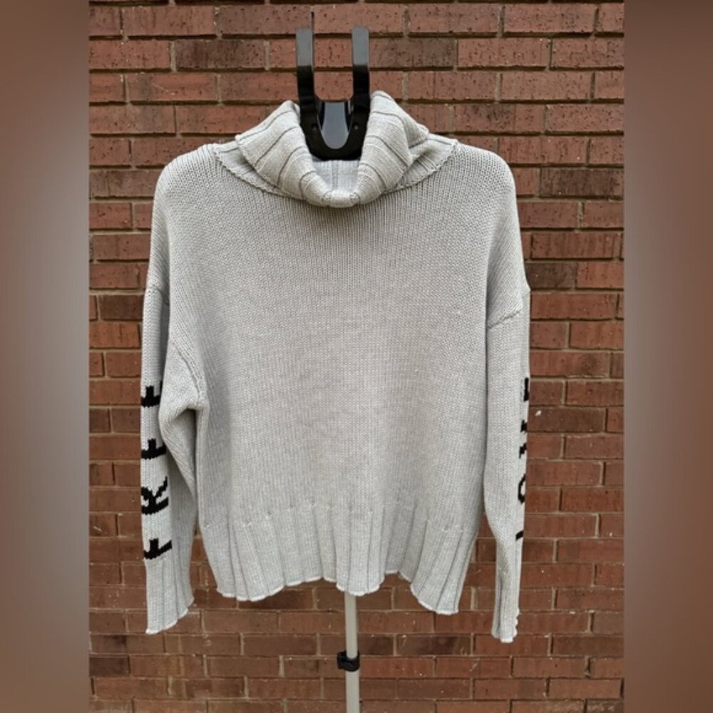 Elan Boye Sweater Grey Free Love Sleeves Womens Size Medium New $95 Tags